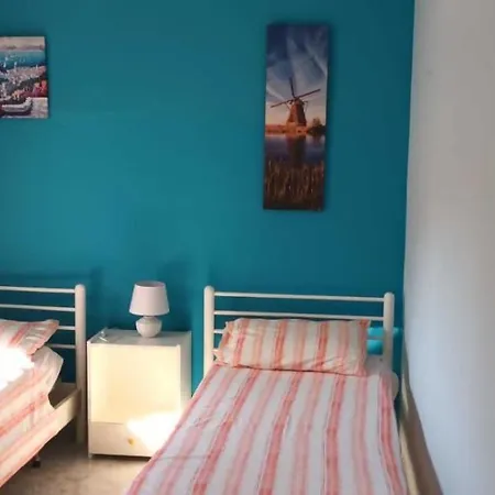 Villino Nausika Fronte Mare - B Διαμέρισμα *