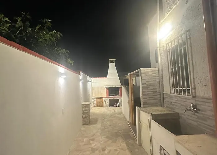 Villino Nausika Fronte Mare - B דירה